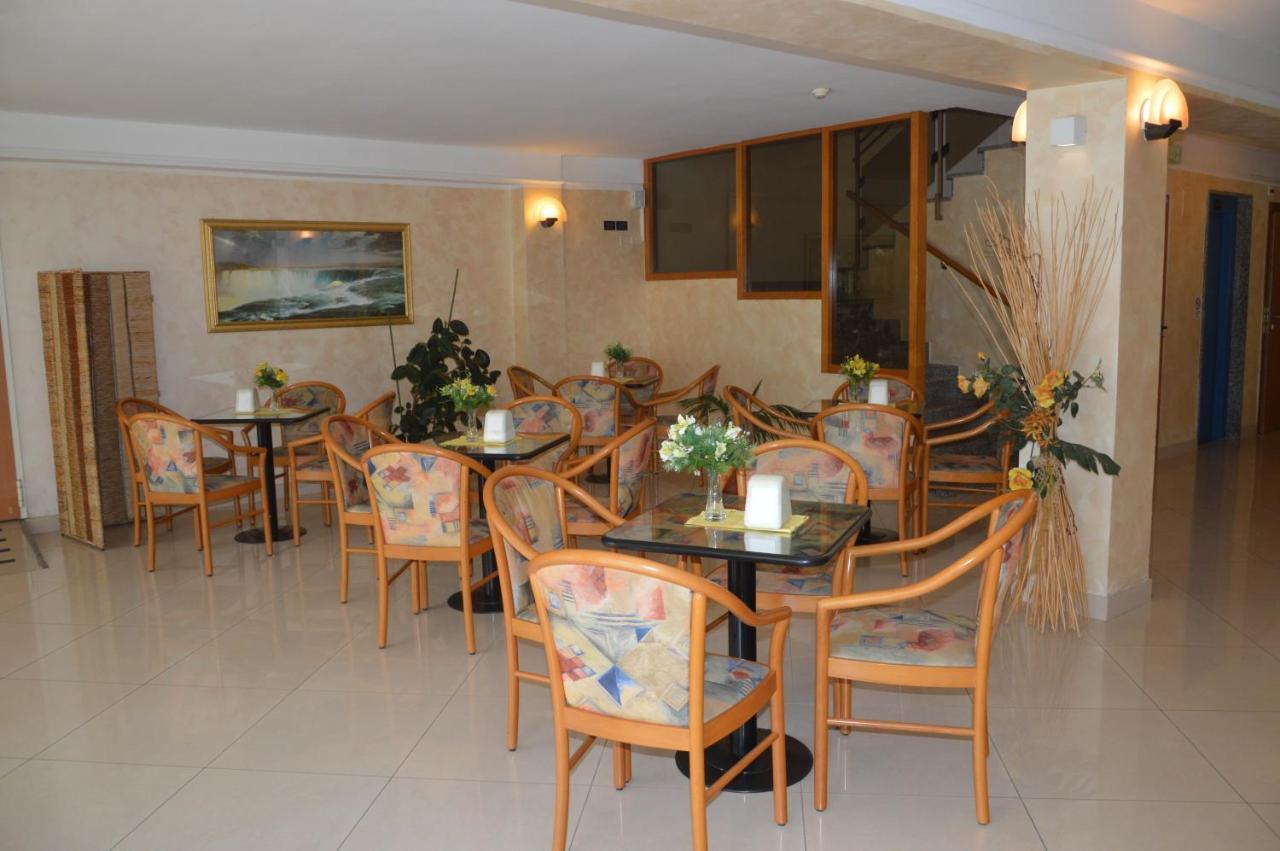 Hotel Karin Marebello 외부 사진
