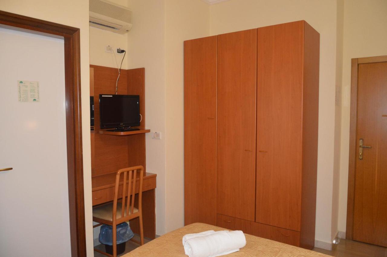 Hotel Karin Marebello 외부 사진