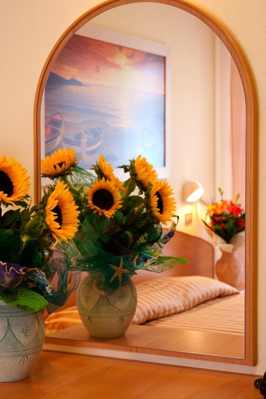 Hotel Karin Marebello 외부 사진