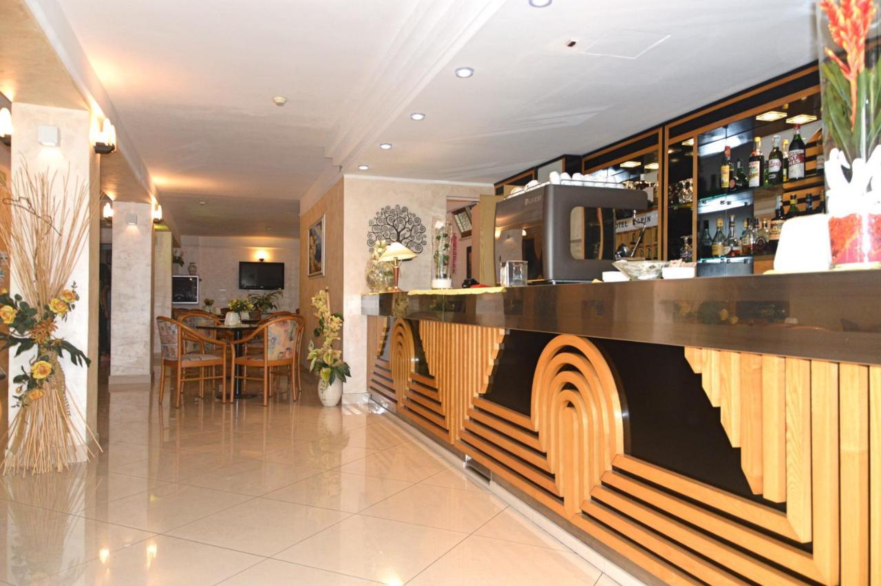 Hotel Karin Marebello 외부 사진