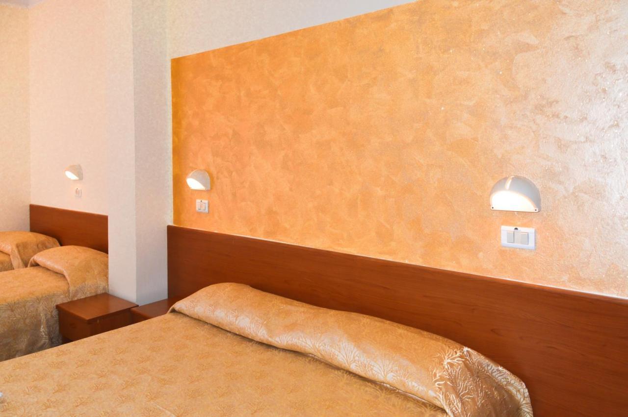 Hotel Karin Marebello 외부 사진