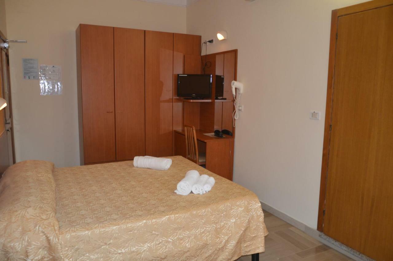 Hotel Karin Marebello 외부 사진